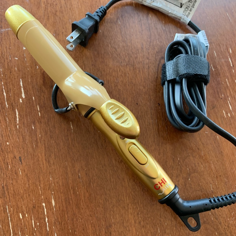 Mini CHI travel curling iron
